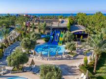 ROYAL HOLIDAY PALACE Pools & Beach